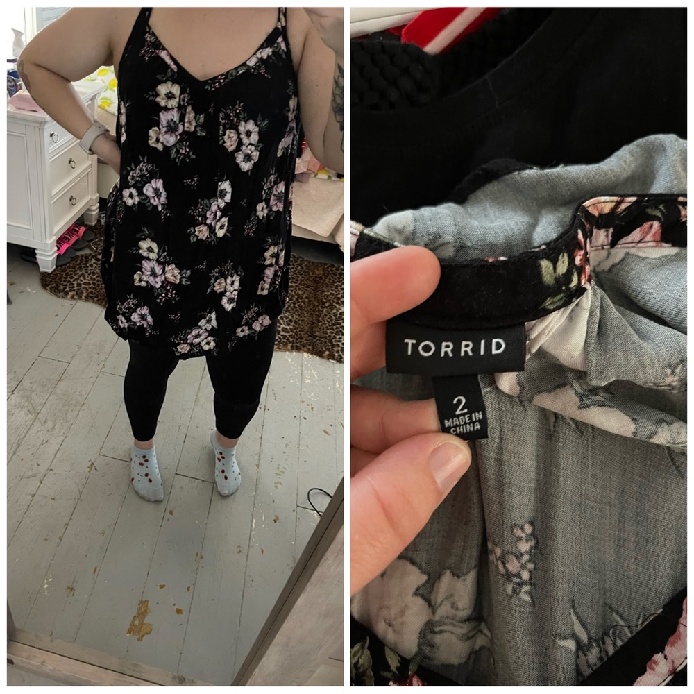 Black floral tank top